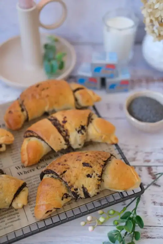 Makové croissanty